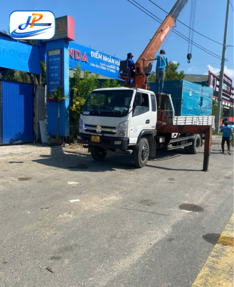 Vận Chuyển Hàng Hồ Chí Minh Đi Hà Nội Phí Cước Bao Nhiêu?