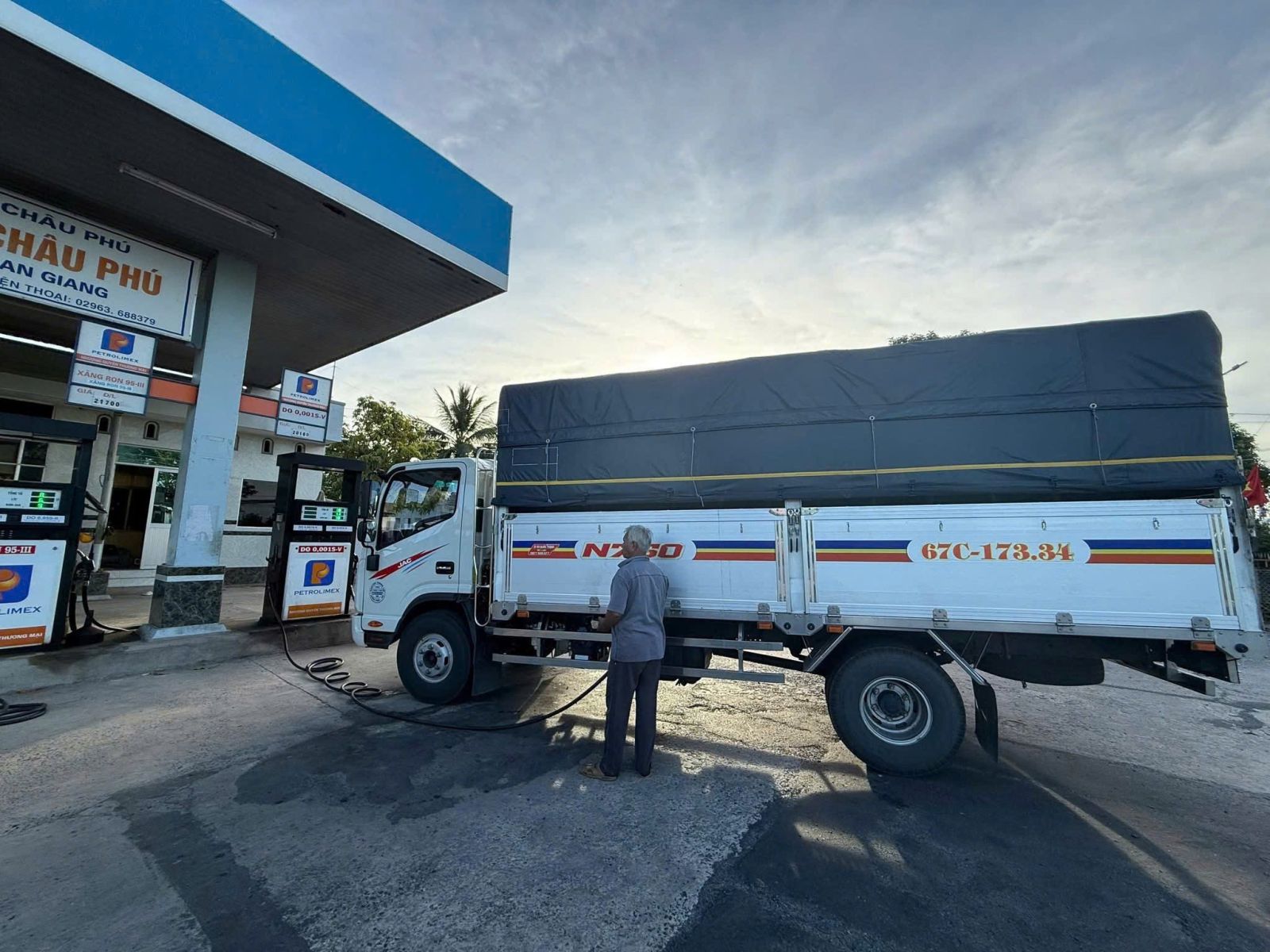 Chành xe vận chuyển hàng Hà Nội đi Cà Mau