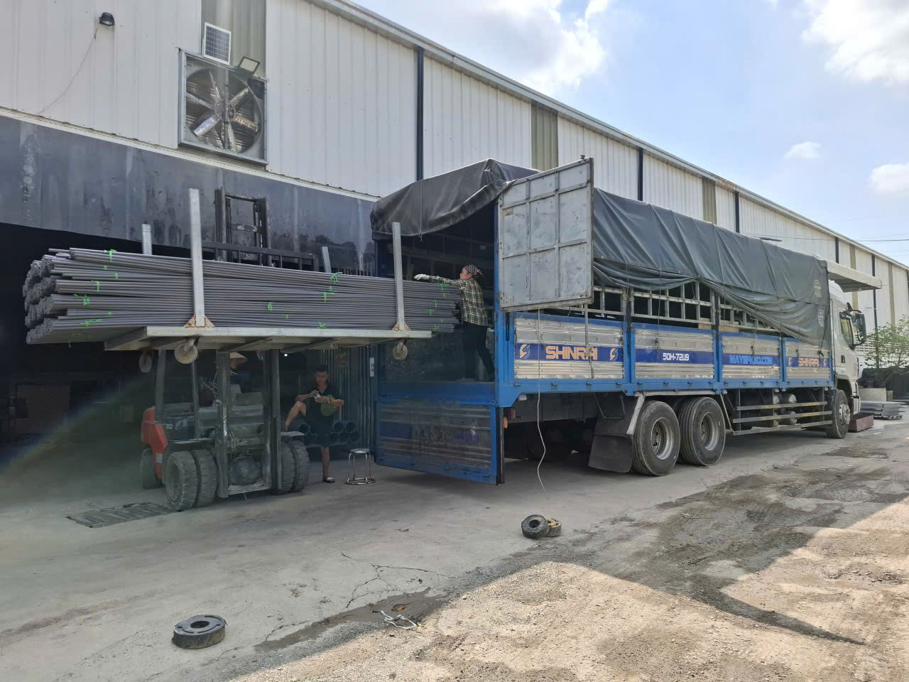 Vận Chuyển Hàng Lô Từ Long An Đi Quảng Trị