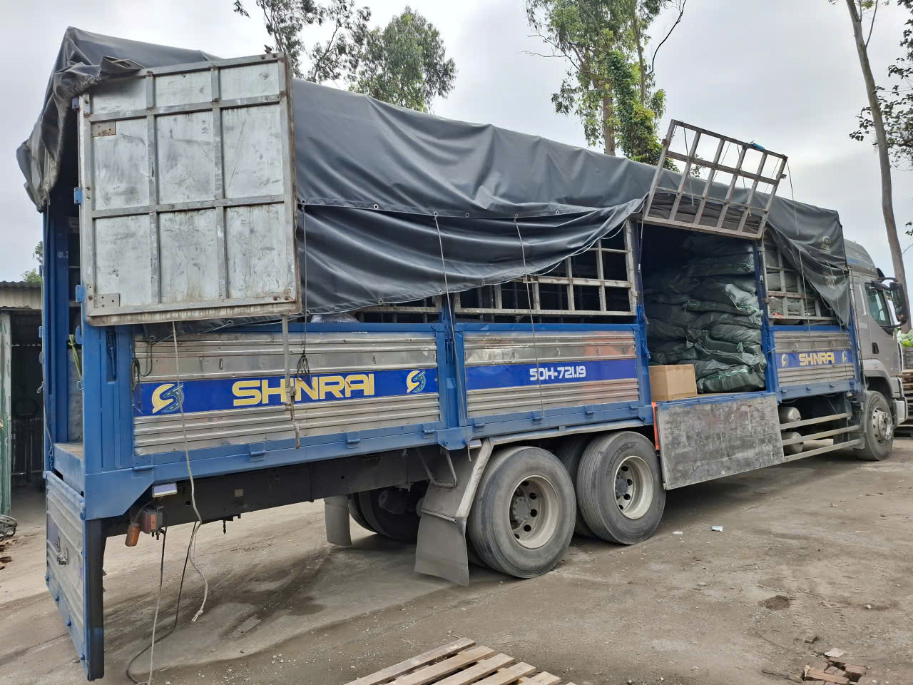 Xe Tải Chở Hàng Từ Long An Đi Thái Nguyên
